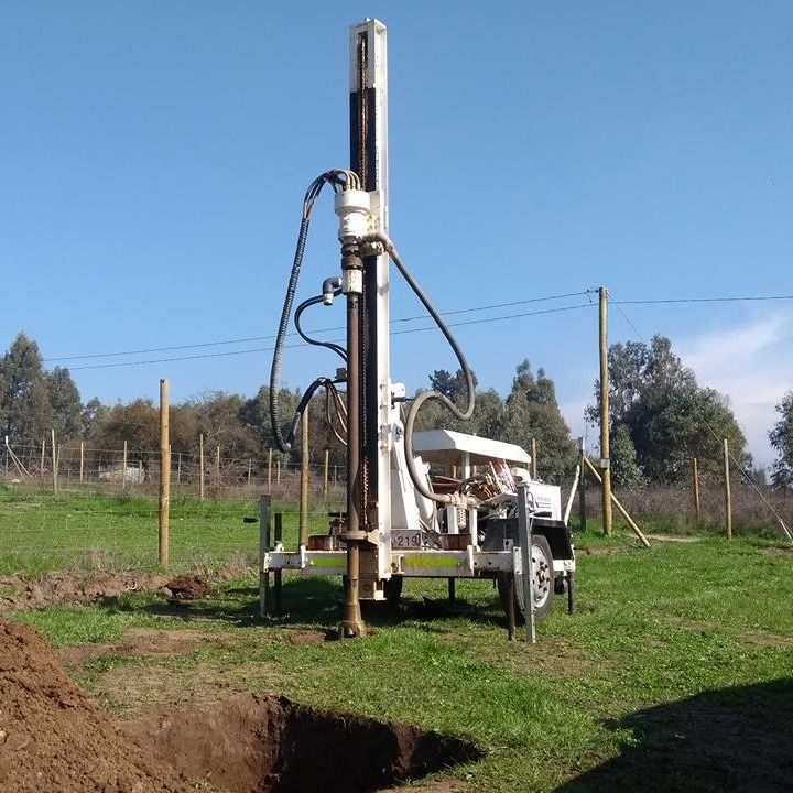 RC120W Piccola macchina per la perforazione di pozzi idrici adatta per la perforazione a martello e a rotazione