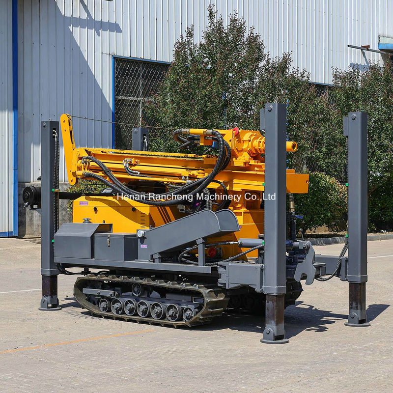 Alta performance 200m profondità crawler pozzo per l'acqua di perforazione rig con 58KW YuChai motore diesel