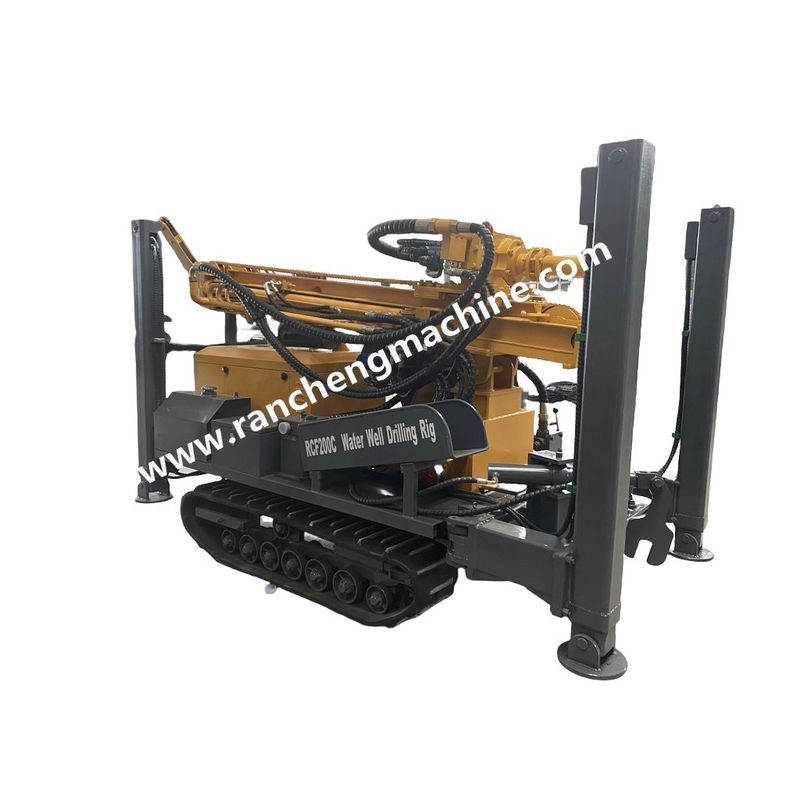 Alta performance 200m profondità crawler pozzo per l'acqua di perforazione rig con 58KW YuChai motore diesel