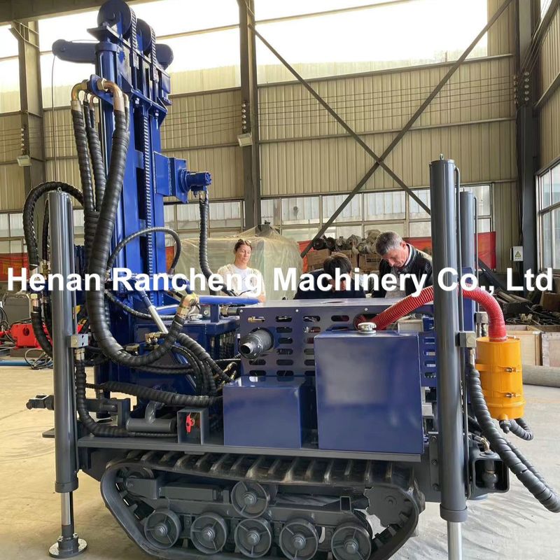 Profondità 180m Mini Crawler Perforazione di pozzi con motore diesel da 77,3 kW