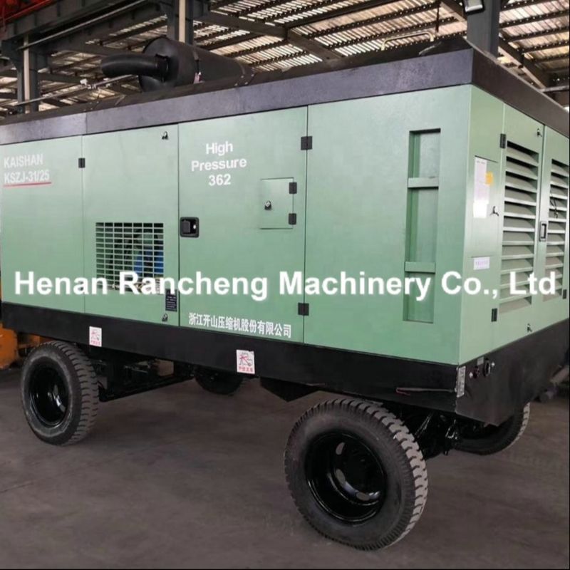 1107CFM 25bBar Compressori a vite per motori diesel Compressori d'aria portatili per lavori di costruzione
