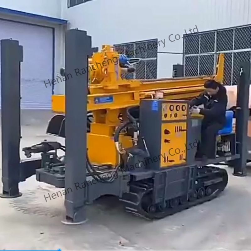 350m profondità di perforazione 91KW Motore Yuchai Punto di perforazione per acqua 22T Forza di sollevamento