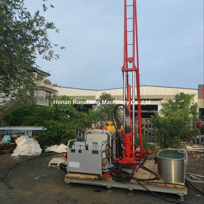 100-240RPM Velocità di rotazione nominale del verricello Rig di trivellazione di piccoli nuclei 96L/min Flusso nominale del sistema idraulico