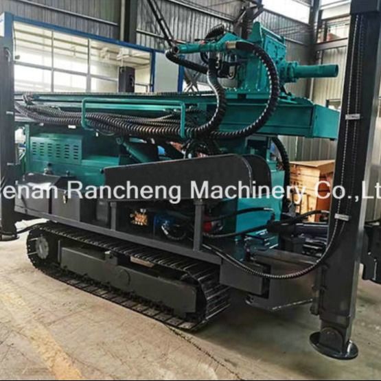 RCF450C Crawler Water Well Drill Rig Machine 450m Deep Hole Drilling per l'estrazione mineraria, affidabile ed efficiente