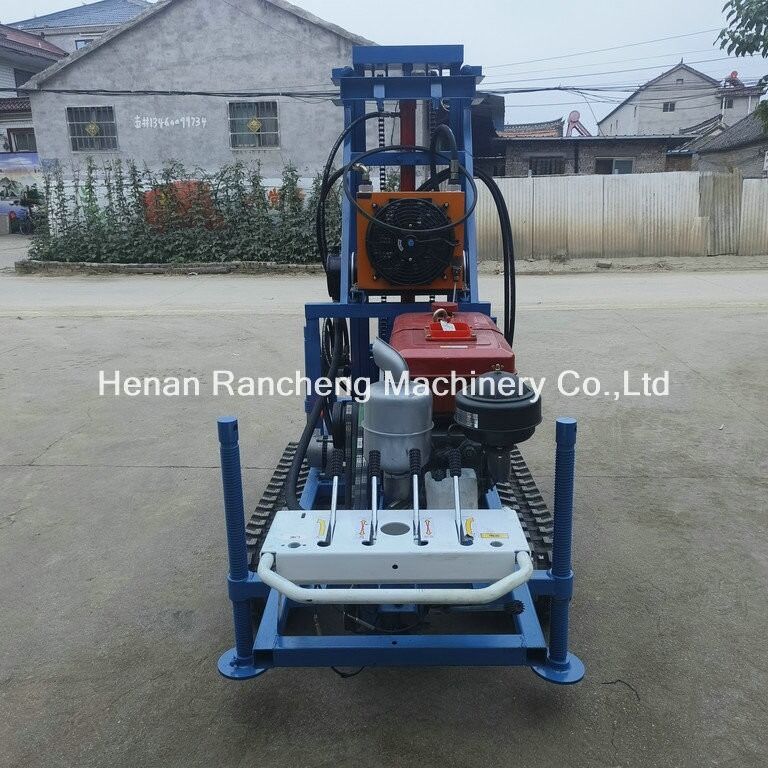 Il pozzo idraulico RCS200C ha una profondità di perforazione di 200 metri