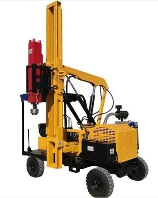 Equipaggiamento di guida per pile solari 39KW Motore 170 cm Profondità di perforazione 260 cm Altezza di impilazione
