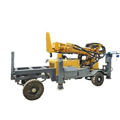 RCF220W Macchina per la perforazione di pozzi idraulici montata su ruota idraulica con motore diesel da 65 kW